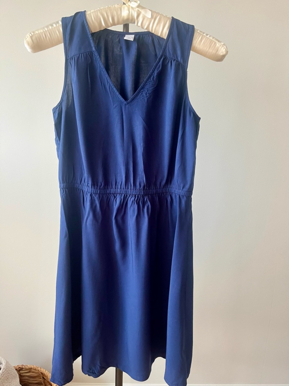 Old Navy Blue V-Neck Sleeveless Dress US S